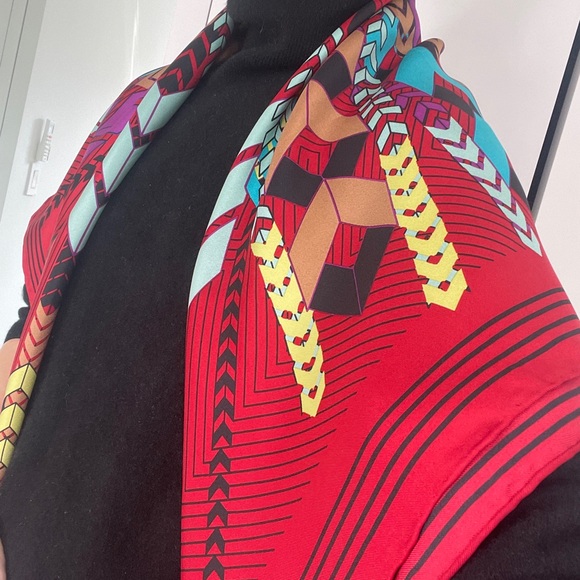 Saks Fifth Avenue Black Label Silk Scarf - Picture 4 of 8